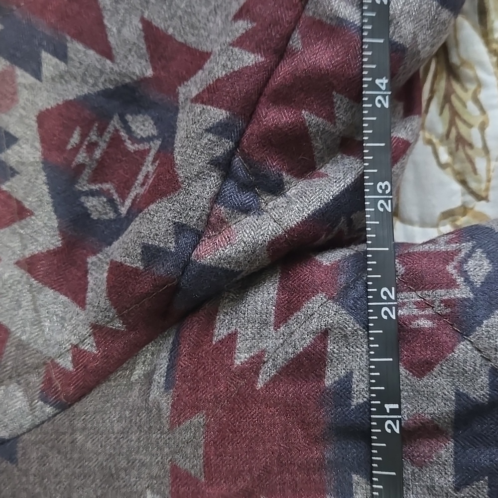Azrwc Tribal Pattern Hooded Jacket - Picture 4 of 9